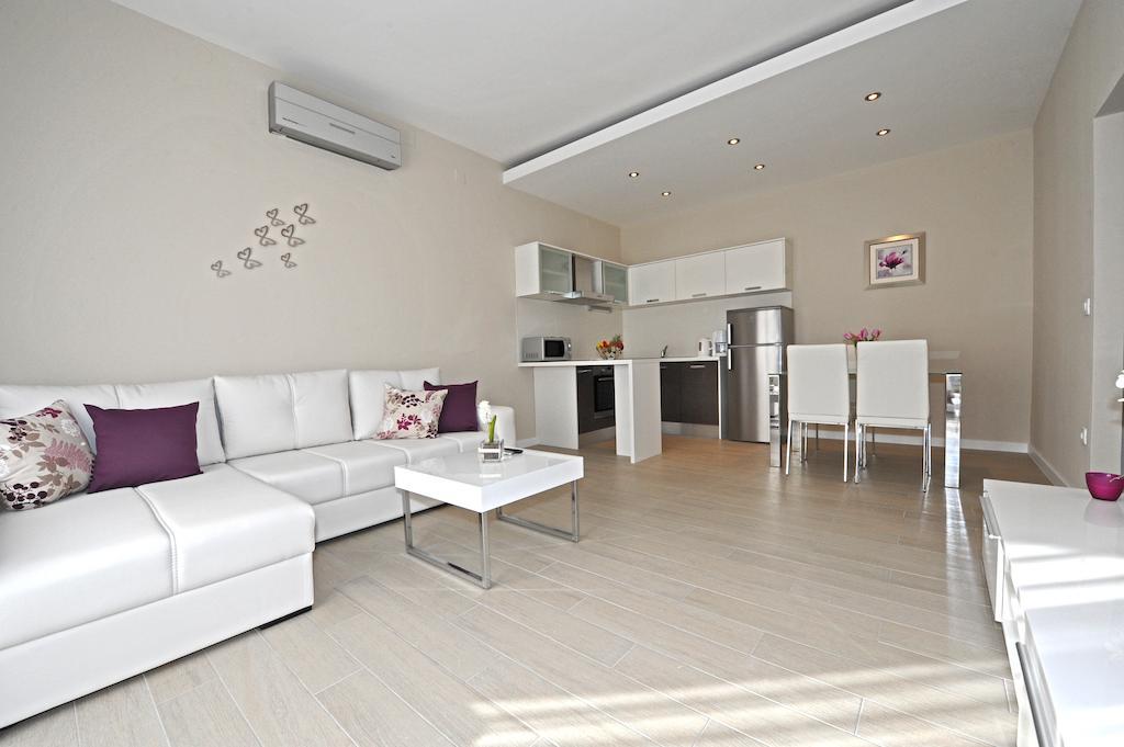 Apartment Violet Zadar